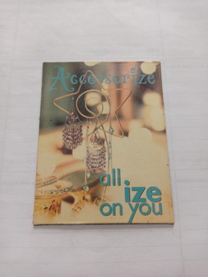 Magnet No 29 from Accesorize used