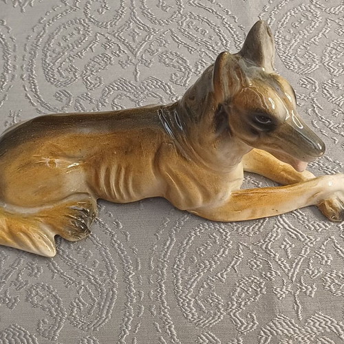 Vintage porcelain decorative figure German Shepherd like new