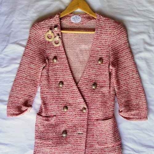 The Extreme Collection blazer like new with vintage look jewelry set