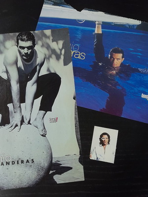 Antonio Banderas 2 A4 posters and 1 small photo, one poster torn