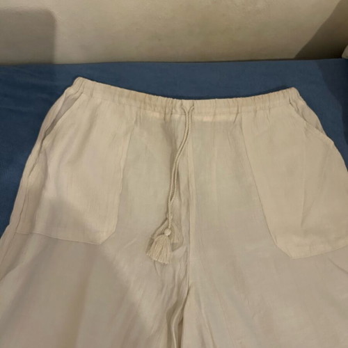 Summer pants Pull & Bear like new, size M, white and beige
