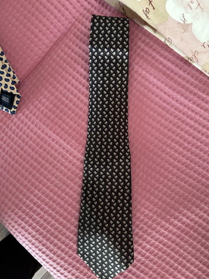 Hermes silk tie like new