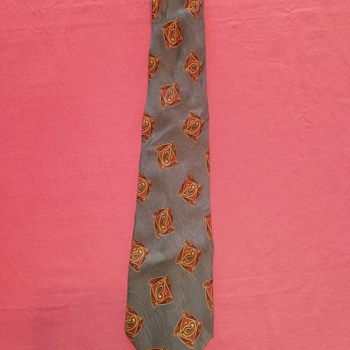 Italian tie like new in very good condition
