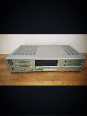 Akai AM-A201 Hi-Fi amplifier used