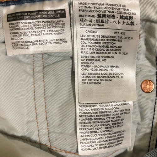 Levi’s unisex jeans W28/L32 like new
