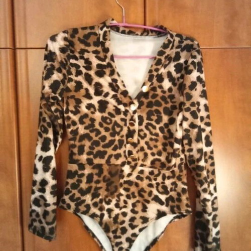 Leopard bodysuit like new, size M