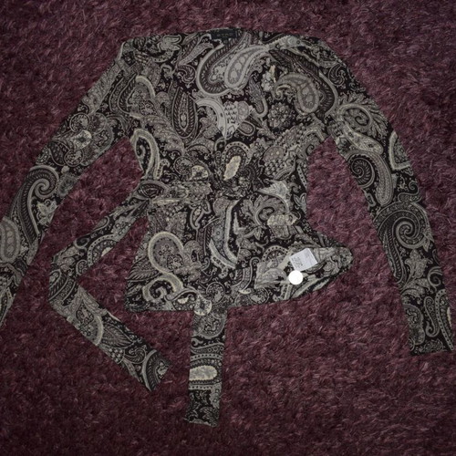 Etro Paisley Print blouse with V-neck like new, size 40