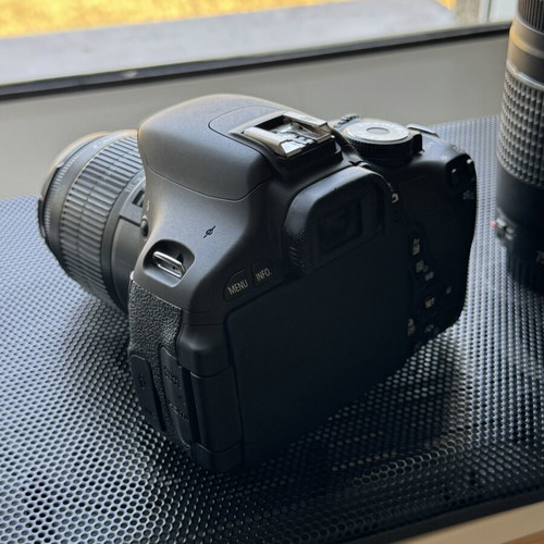 Canon EOS 600D DSLR camera with Canon 18-55 lens like new