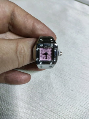 Vintage mini women's ring watch new, pink and silver