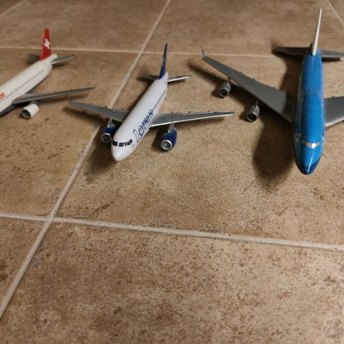 Collectible airplanes new Cyprus, Swissair, KLM