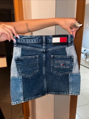 Φούστα τζιν Tommy Hilfiger καινούργια, μέγεθος XXS, μπλε