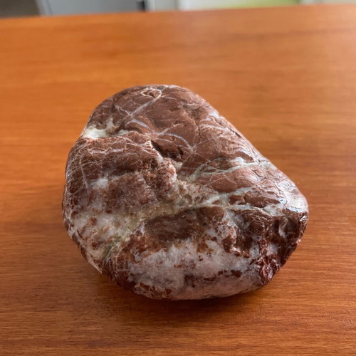 Red jasper with quartz veins natural stone new