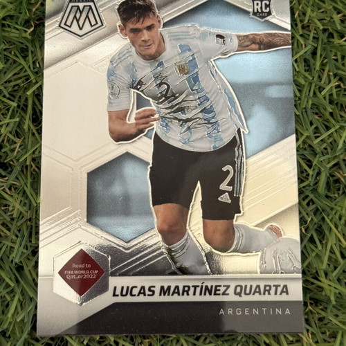 Panini Mosaic FIFA Road to The World Cup 2021-22 Lucas Martinez card