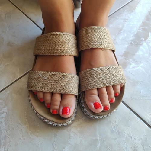 Flatform sandals like new, beige with straw details, size 38