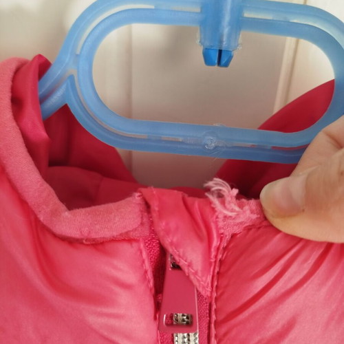 Pink sleeveless jacket Bershka used, size L with hood