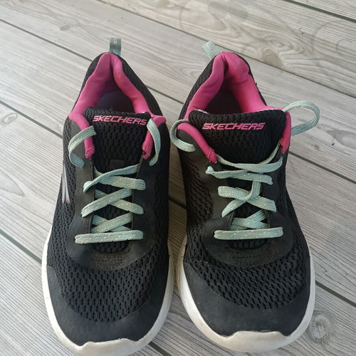 Skechers women's sneakers like new, size 37.5, multicolor