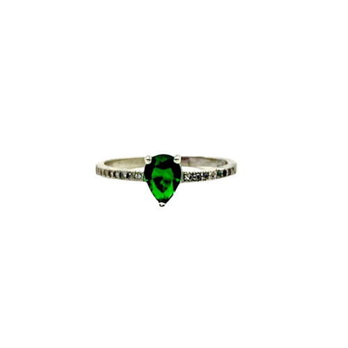 Silver ring like new with 16 Swarovski crystals and emerald size N15