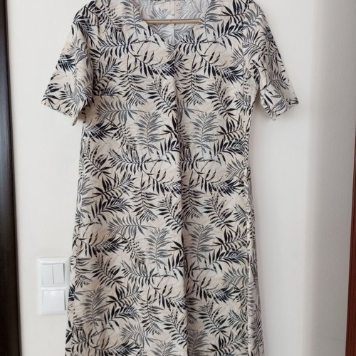 Dress with tropical print, size L, black and beige