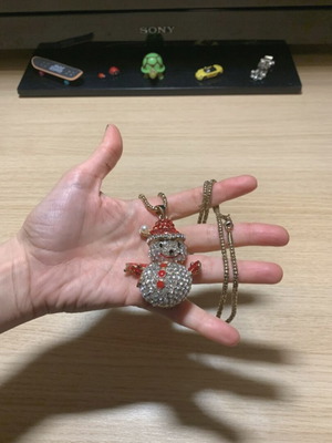 Necklace like new, golden crystal
