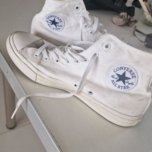 Converse white sneakers like new, size 45