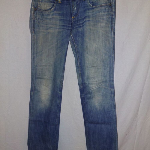 Staff women's stonewashed straight-leg jeans like new