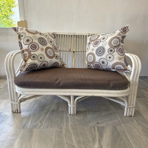 Bamboo outdoor furniture set used, white, 1 table, 1 loveseat, 2 chairs