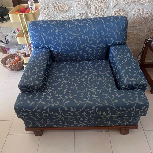 Living room set used with three-seater, two-seater and armchair