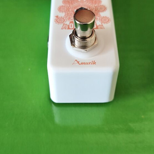 Amuzik Octpus Polyphonic Octaver new in box