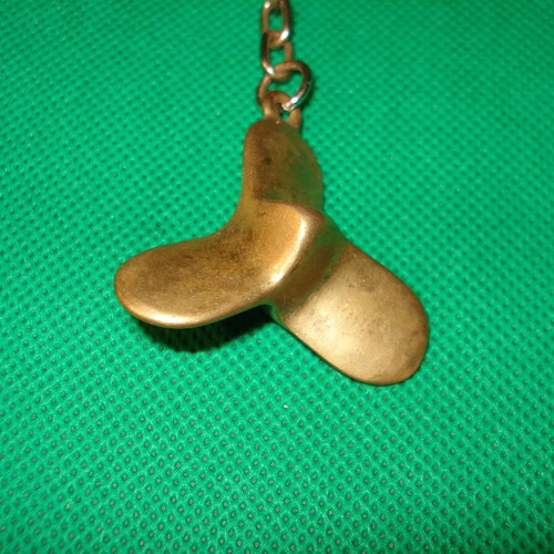 Keychain key wallet used with brass propeller