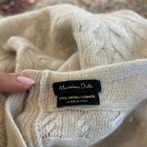 Massimo Dutti Beige Knit Sweater like new, size M