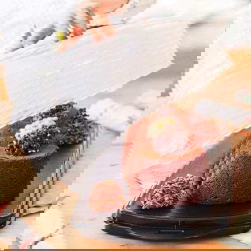 Τουρτιέρα Tupperware καινούργια μακρόστενη 45x19,5x15,5 εκ