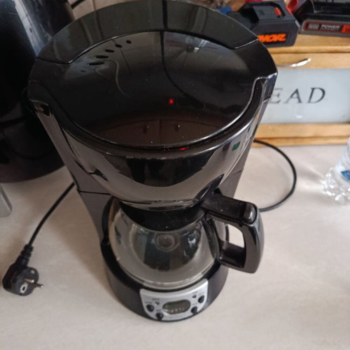 Bluesky filter coffee maker like new with 10 filters