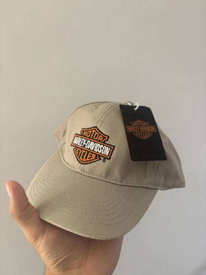 Harley Davidson beige cap new with tag