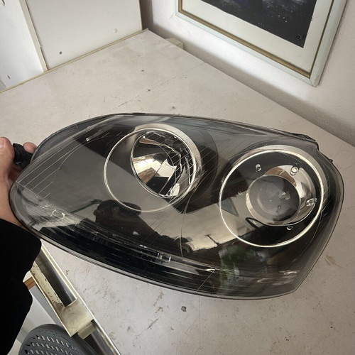 Golf 5 Driver Headlight black with projector like new