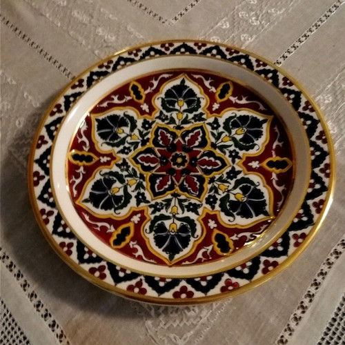 Rodian plate used Olympia Ceramica with gold and enamel