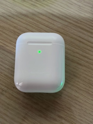 AirPods 1st gen