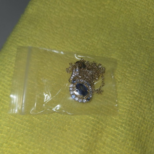 Necklace with synthetic sapphire new, blue and gold