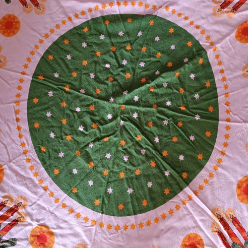Christmas tablecloths like new, pack of 2 pieces