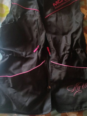 Dog training vest like new, black size M