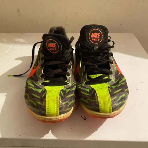 Nike running shoes used, size 43, multicolor with spike key and bag