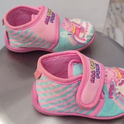 Peppa children's slippers size 26 like new, pink multicolor