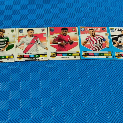 FIFA 365 collectible cards like new, set of 5
