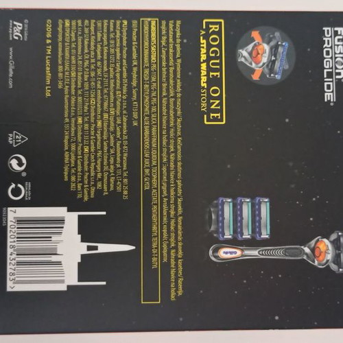 Gillette Fusion Proglide Star Wars collectible shaving set with razor