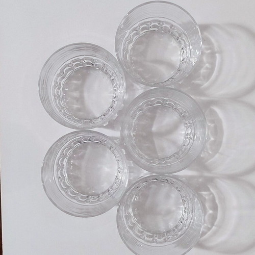 Vintage set of 5 whiskey glasses with embossed design like new