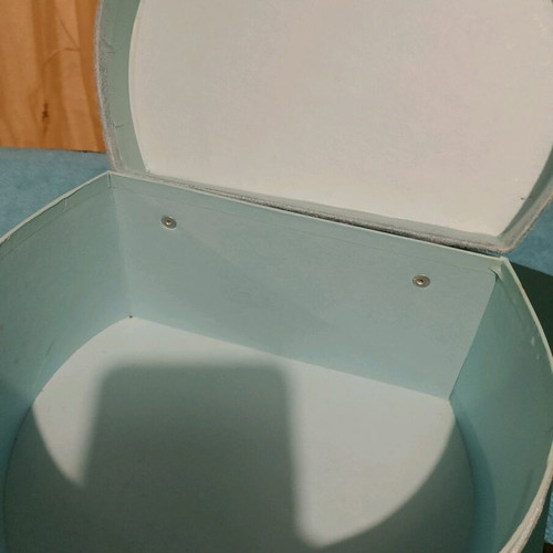 Storage box new velvet with storage space