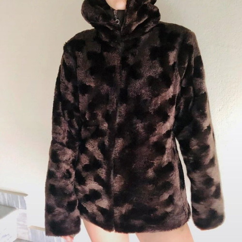 Synthetic fur like new, black and brown