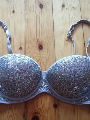 H&M shiny sequin balconette bra size 75B