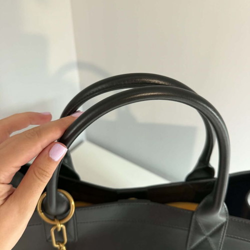 Sandro bag like new, black handbag