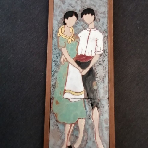 Ceramic tile with couple used, 30x10cm