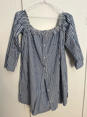Zara striped shirt like new, size medium comfortable fit